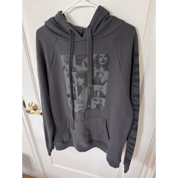 Taylor Swift The Eras Tour US Dates Black Hoodie Adult M - Picture 2 of 4